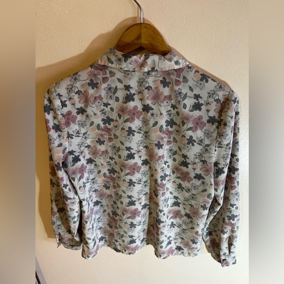 María caridad González petite Women's Long Sleeve Floral Blouse Multicolor 6 P - Picture 15 of 16